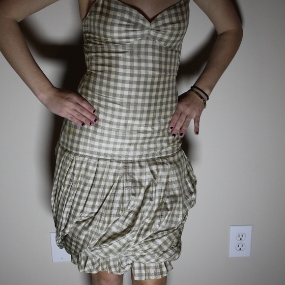 Carolina Herrera gorgeous cocktail dress - Picture 3 of 8